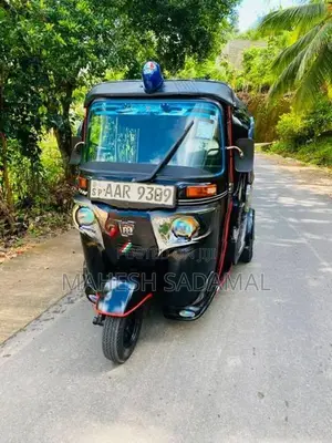 Bajaj RE 2014