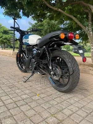 Royal Enfield Hunter 350 Rebel blue 2026