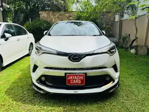 Toyota CHR NGX50 2017
