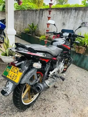 Bajaj Pulsar 150 2015