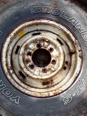 Toyota Tyre 245/70 R16