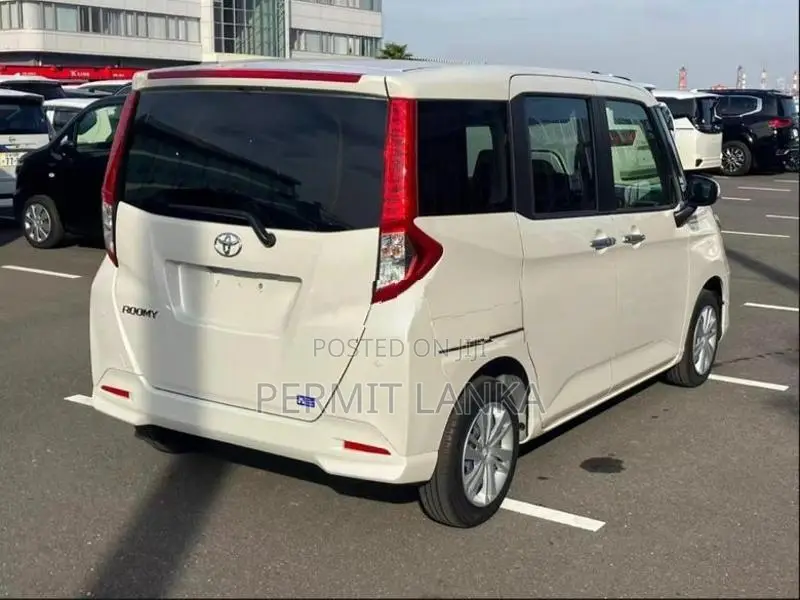 Toyota Roomy X Grade 2024