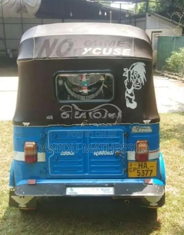 Bajaj RE 2004