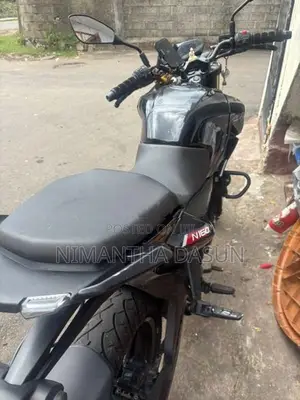 Bajaj Pulsar N160 160N 2025