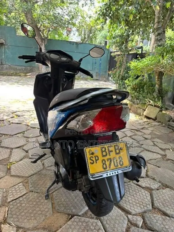 Honda Dio 2017