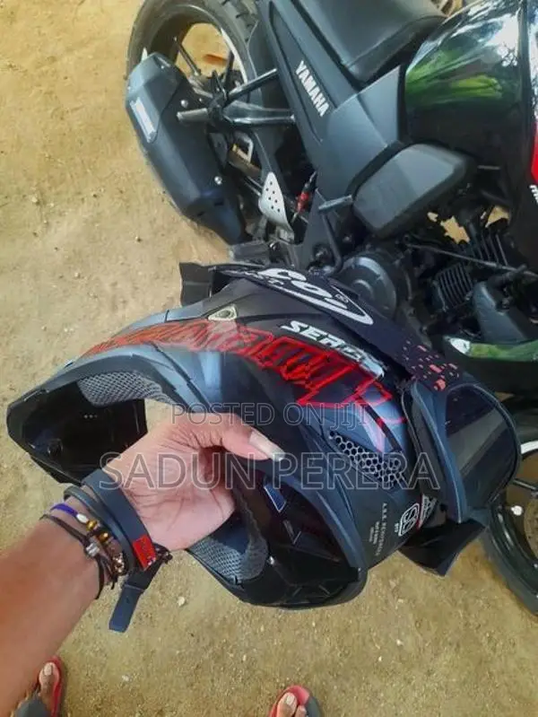 Gladiator Full Face Helmet