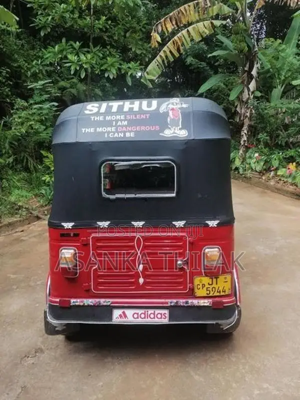 Bajaj RE 2 Stock 2004