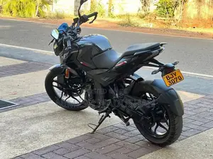 Bajaj Pulsar N160 Premium 2025