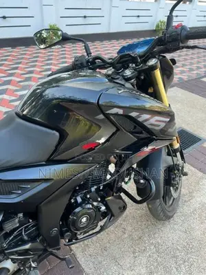 Bajaj Pulsar N160 Premium 2025
