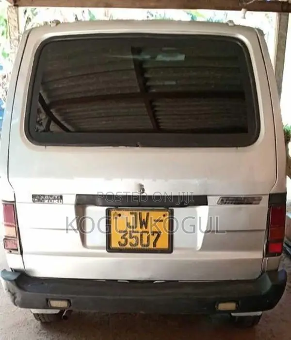 Suzuki Every Omini 2005
