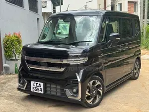 Suzuki Spacia XS Custom Turbo 2024