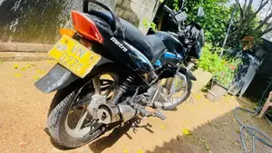TVS Metro 2011