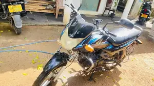 TVS Metro 2011
