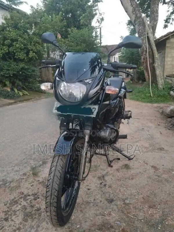 Bajaj Pulsar 150 2017