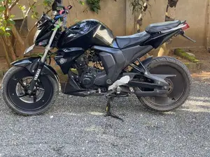 Yamaha FZs V2 2015