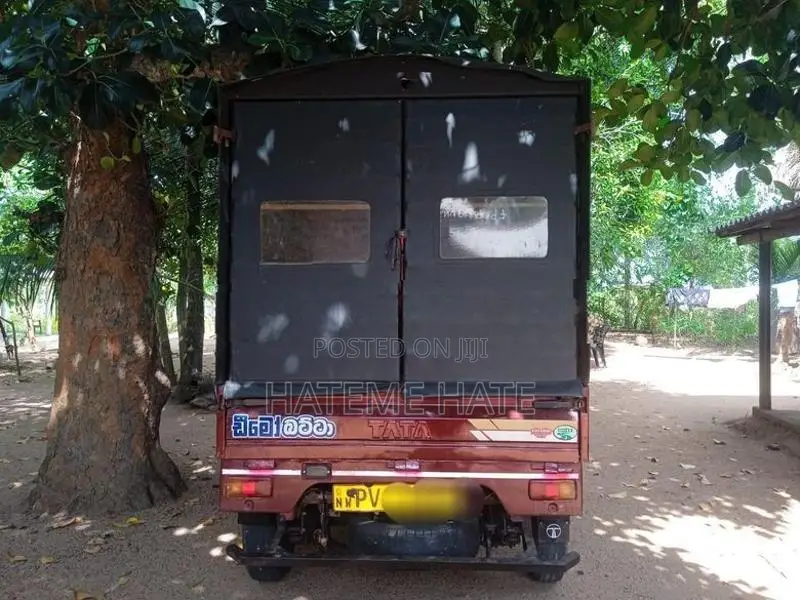 Tata Dimo Batta Ex2 2013