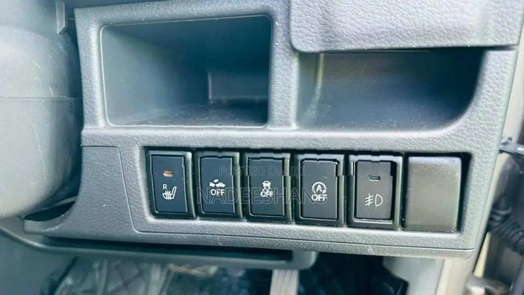 Suzuki Wagon R Stingray SAFETY 2014