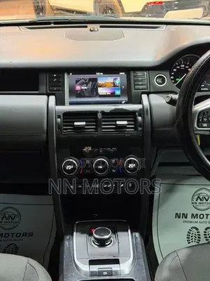 Land Rover Discovery Sport Sports 2017
