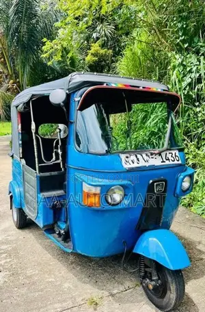 Bajaj RE RE4STROKE 2010