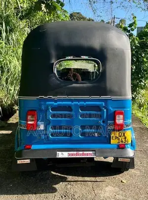 Bajaj RE RE4STROKE 2010