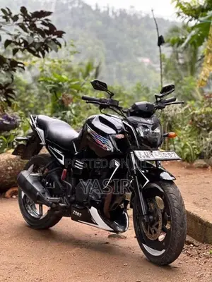 Yamaha FZS V1 2011