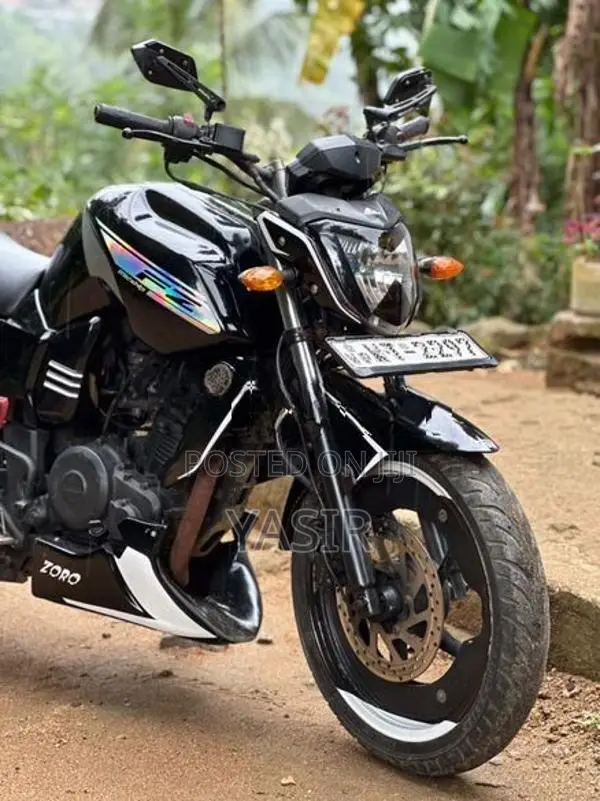 Yamaha FZS V1 2011