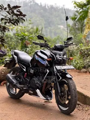 Yamaha FZS V1 2011