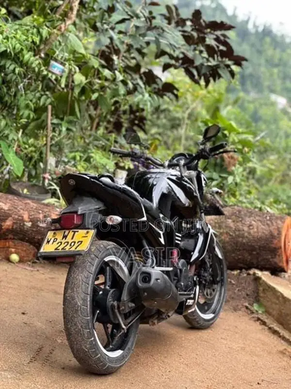 Yamaha FZS V1 2011