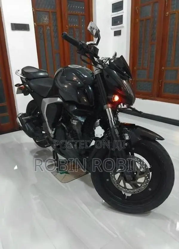 Yamaha Fazer V2 2015