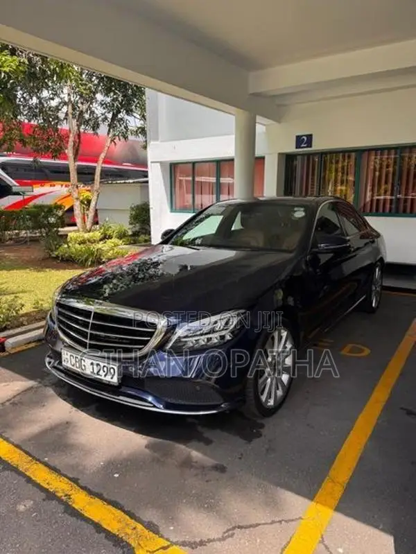 Mercedes Benz C200 2019