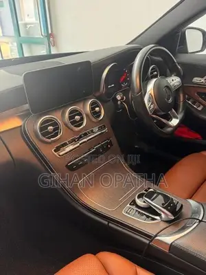 Mercedes Benz C200 2019