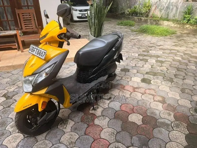 Honda Dio 2017