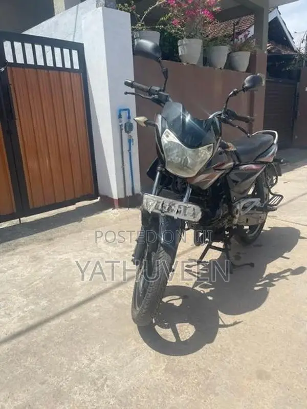 Bajaj XCD 135 2010