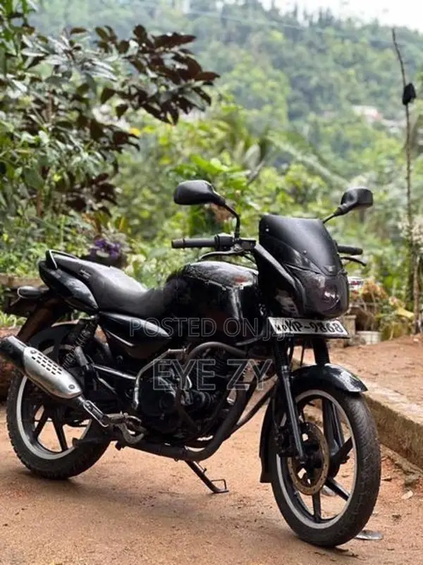 Bajaj Pulsar 180 2005