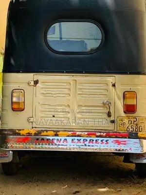 Bajaj RE Three Wheel 2004