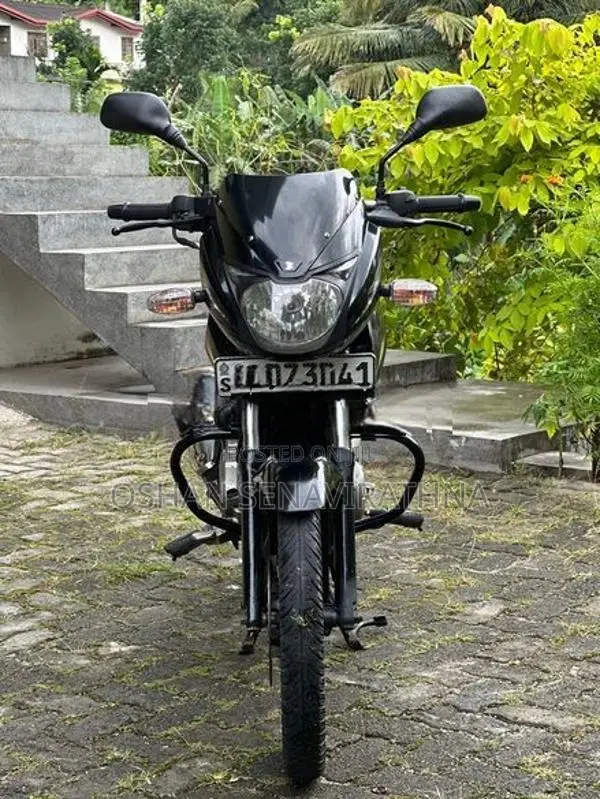 Bajaj Pulsar 150 2016