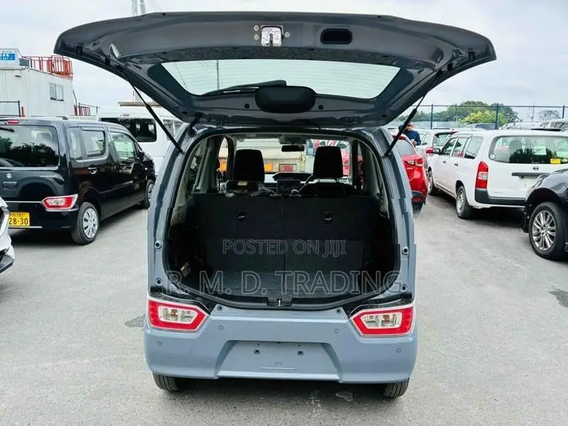 Suzuki Wagon R FX S 2025