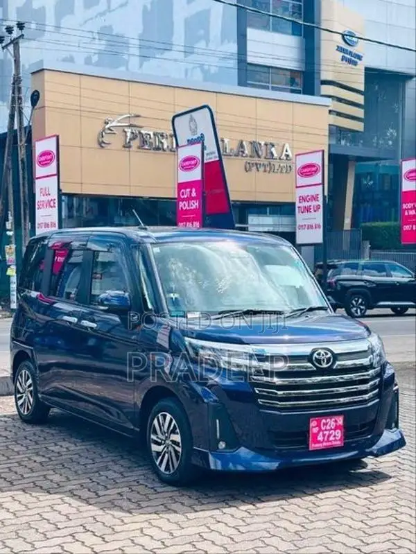 Toyota Roomy 2024