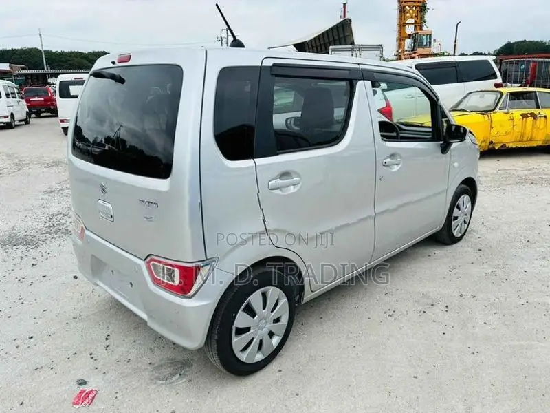Suzuki Wagon R FX S 2025