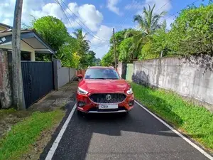 MG ZS MCE 2025