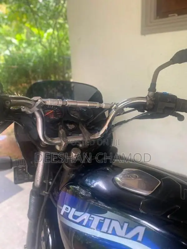 Bajaj Platina 125 2011