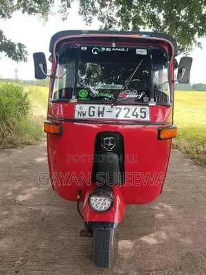 Bajaj RE 2003