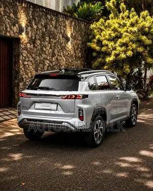 Toyota Hyryder V 2026