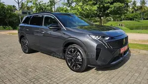 Peugeot 5008 GT Line '' 2025