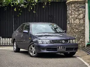 Nissan Bluebird 1997