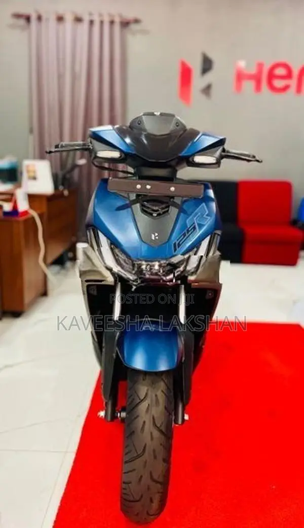 Hero XOOM 125R 2026
