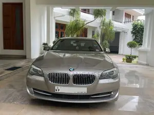 BMW 523i 2010