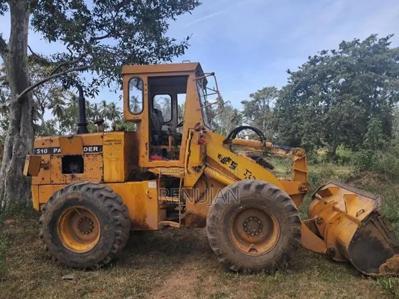 Komatsu Loader 5