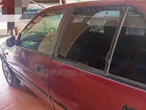 Suzuki Swift 1998
