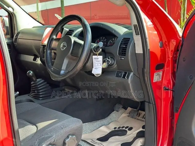 Nissan Navara Sports 2007